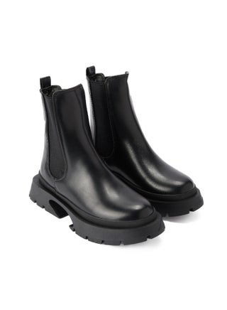 Black Nova Boots
