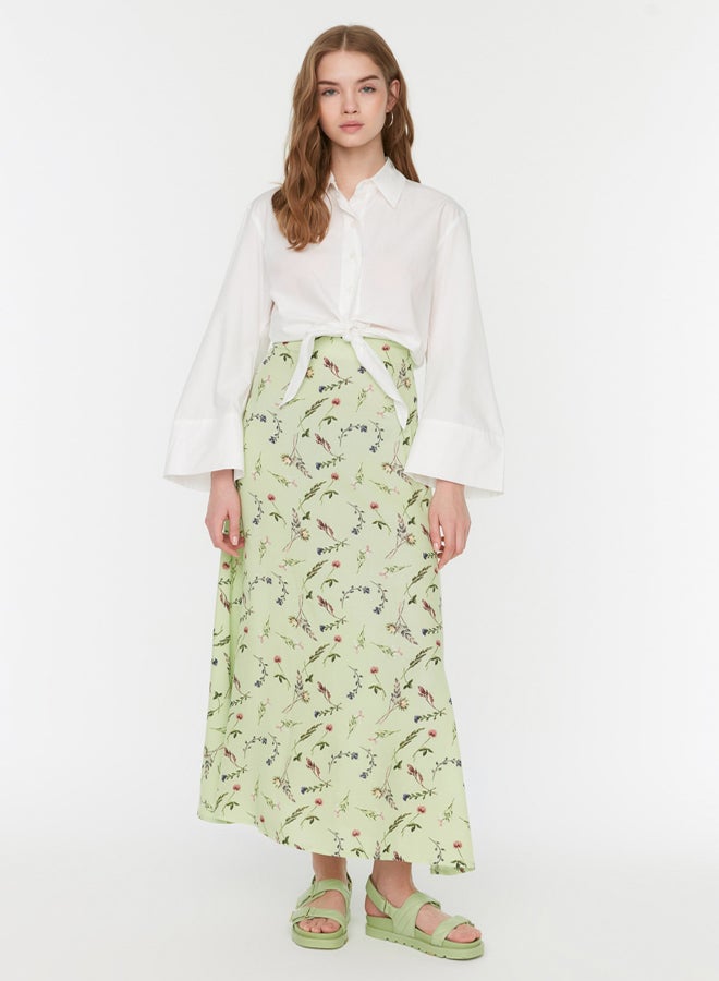 trendyol Green Floral Patterned Bell Woven Unlined Skirt - Image 3