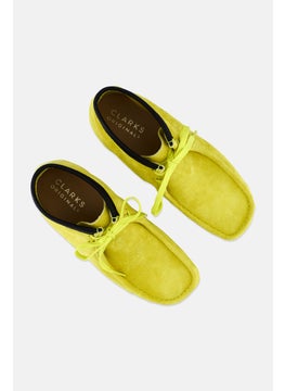 clarks Men Standard Wallabee Ankle Boots, Lime Yellow  - Image 3