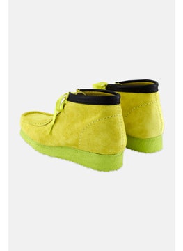 clarks Men Standard Wallabee Ankle Boots, Lime Yellow  - Image 2