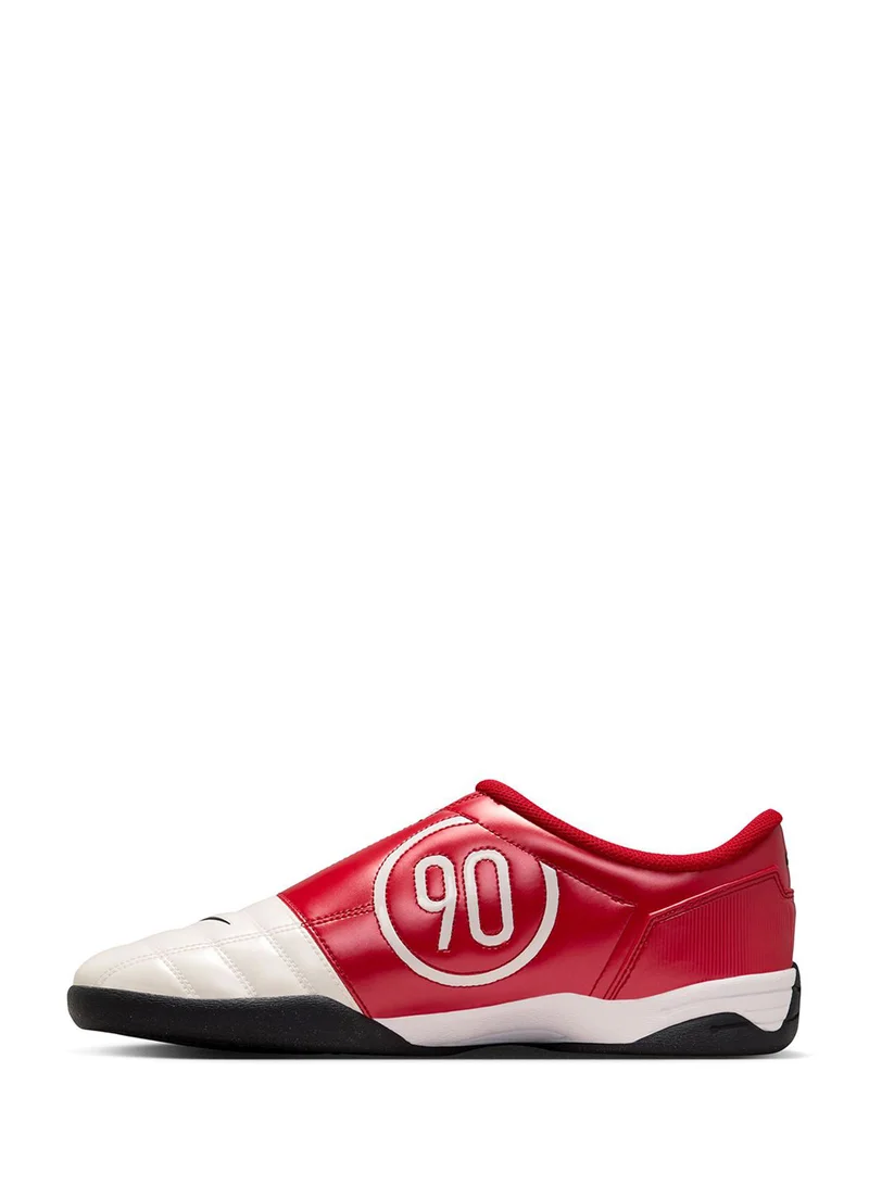 Nike Total 90