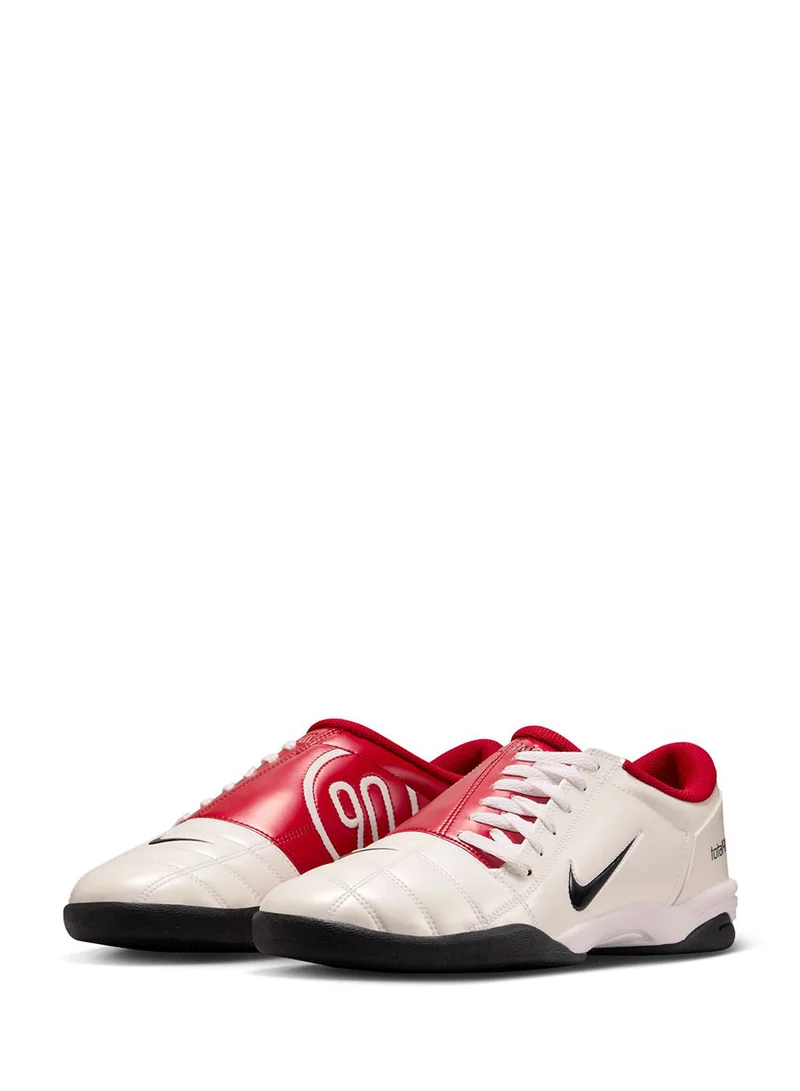 Nike Total 90