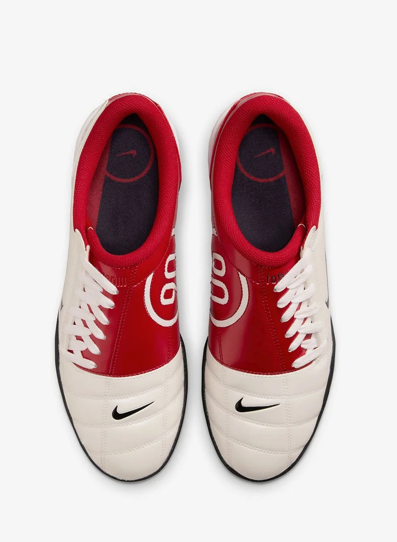 Nike Total 90