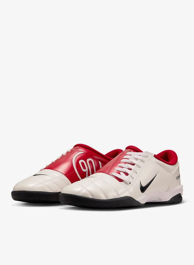 Nike Total 90