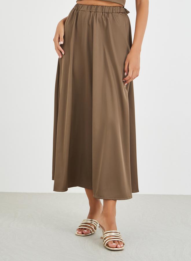 تايك تو طقم بلوزة بدون أكمام صلبة وتنورة ميدي مطوية - Image 5