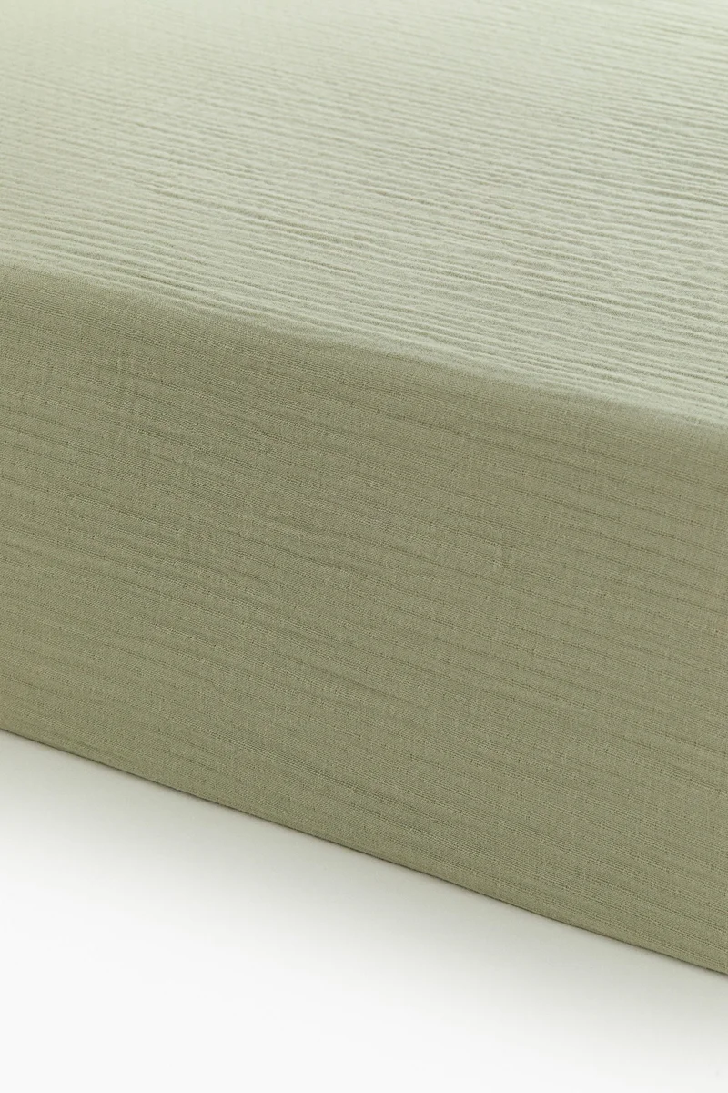 H&M Muslin cot fitted sheet