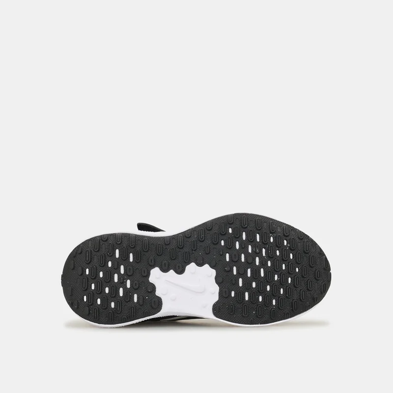 Nike Kids' Revolution 7 Running Shoes