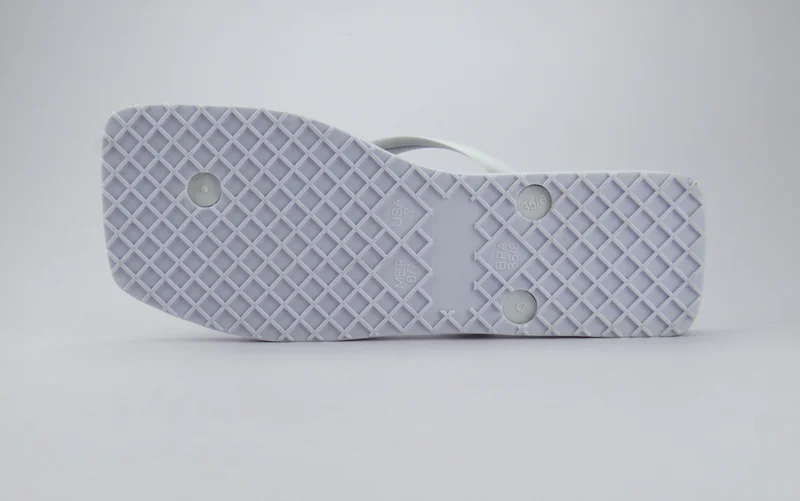 Voices Slim Amalfi Women'S Flip Flops With Square Shape Printed Sole - White
