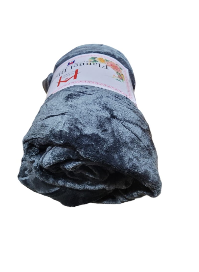 Baltic Linen Fleece Blanket 200x240 Cm Double Soft Fluffy Blanket Warm For Sofa And Bed Easy To Carry Dark Green Color  - Image 3