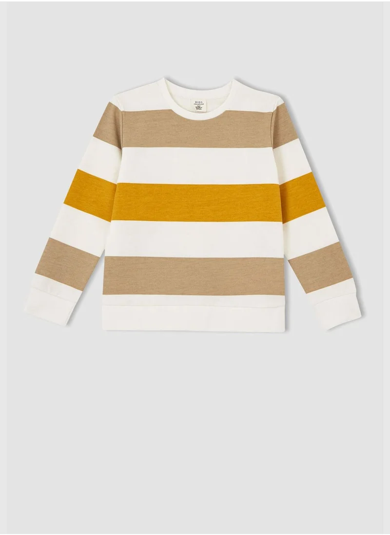 ديفاكتو Regular Fit Striped Sweatshirt