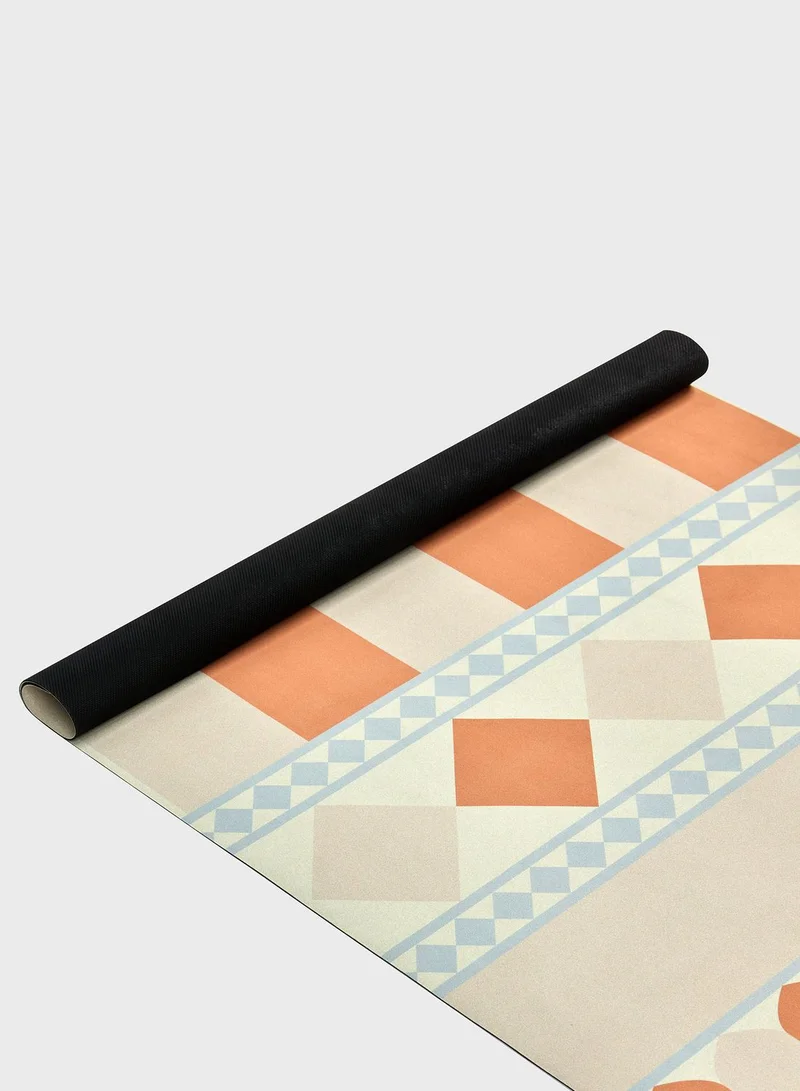 Sabr Sanaa' Compact Prayer Mat