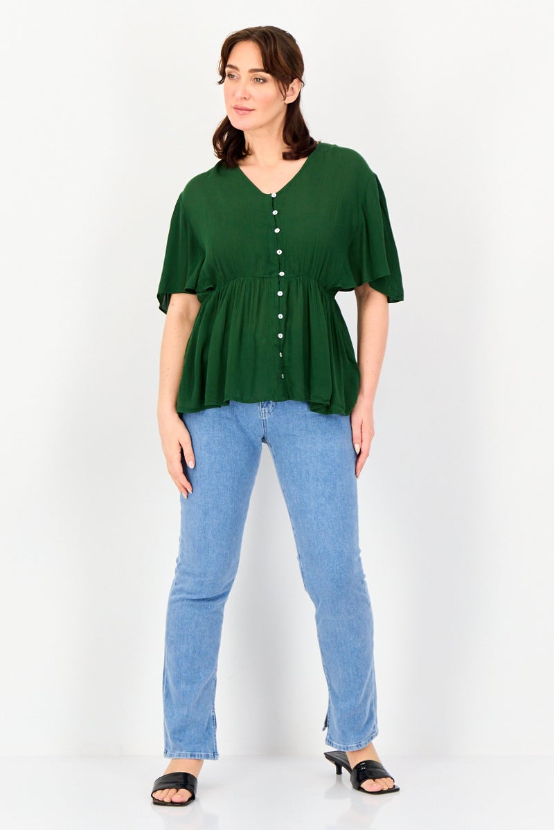 VERO MODA بلوزة قصيرة الأكمام بتصميم منسوج على شكل حرف V للنساء من فيرو مودا، خضراء - Image 4