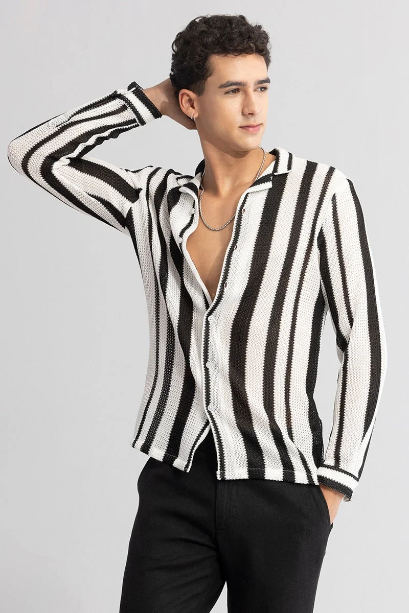 سنيتش قميص كروشيه أبيض يدوي الصنع