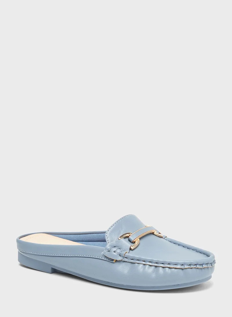 Le Confort Close Toe Slip Ons