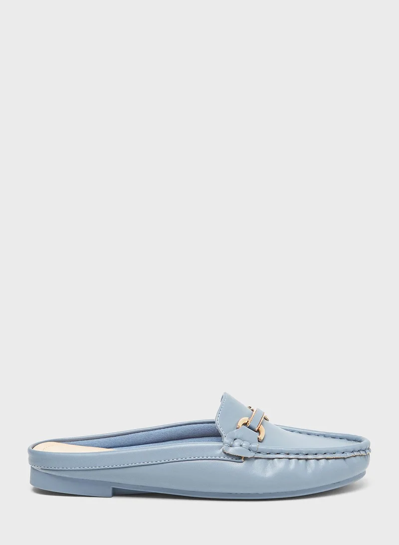 Le Confort Close Toe Slip Ons