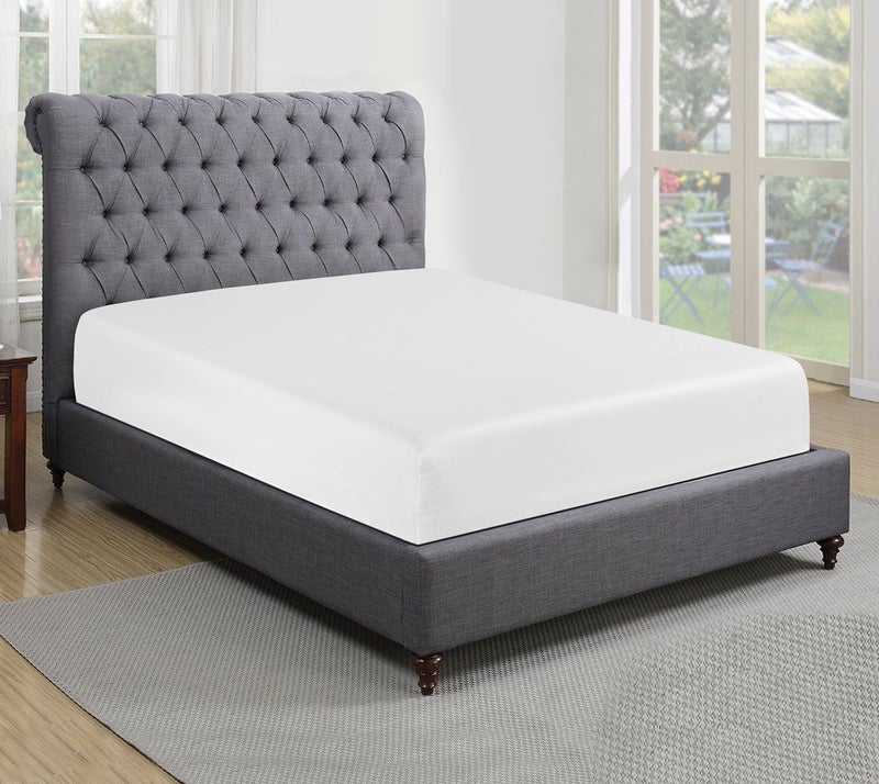 Sapphire collection 200 Thread Count 100 Egyptian Cotton Fitted Sheet Super King White