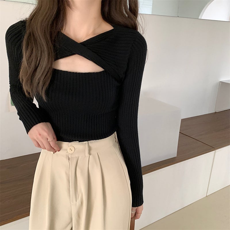 2023 autumn and winter design hollow-out long-sleeved sweater womens careful machine slim-fit slimming V-neck pullover bottoming top Blue - Image 5