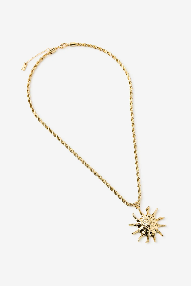 Rubi Pendant Necklace