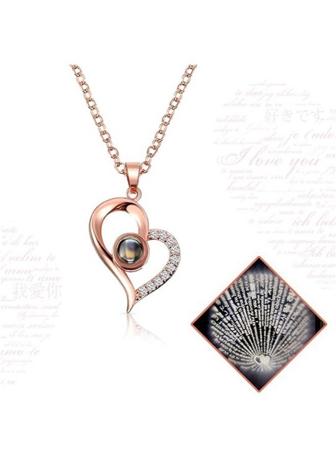 عربست صندوق هدايا زهور محفوظة مع قلادة - وردة حمراء دائمة مع قلادة "أحبك" للأم/الابنة/الصديقة/الزوجة في ذكرى الزواج/الزفاف/عيد الميلاد (أحمر) - Image 3