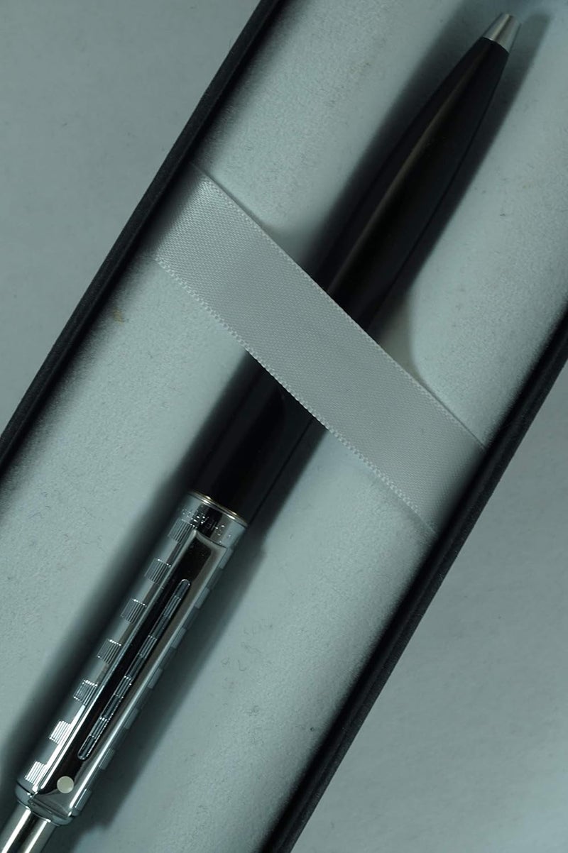 SHEAFFER Sheaffer Sentinel Signature Lacquer Black barrel and diamond cut Chequered Cap Tuxedo Ballpoint Pen - Image 3