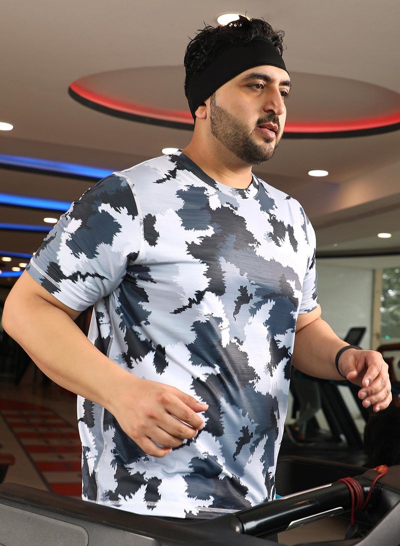 Instafab Plus Men's Moon Grey Camouflage Activewear T-Shirt - Image 1