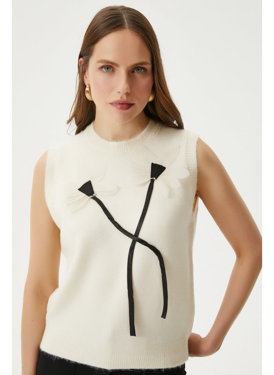 Ritnice - Women's Flower Detail Cream Knit Sweater - Image 1