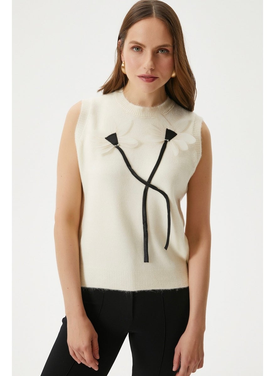 Ritnice - Women's Flower Detail Cream Knit Sweater - Image 1