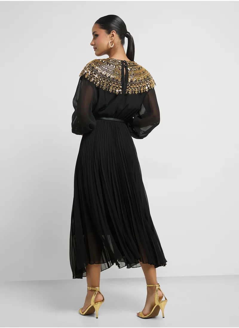 Khizana Pleated Dress With Embroidery