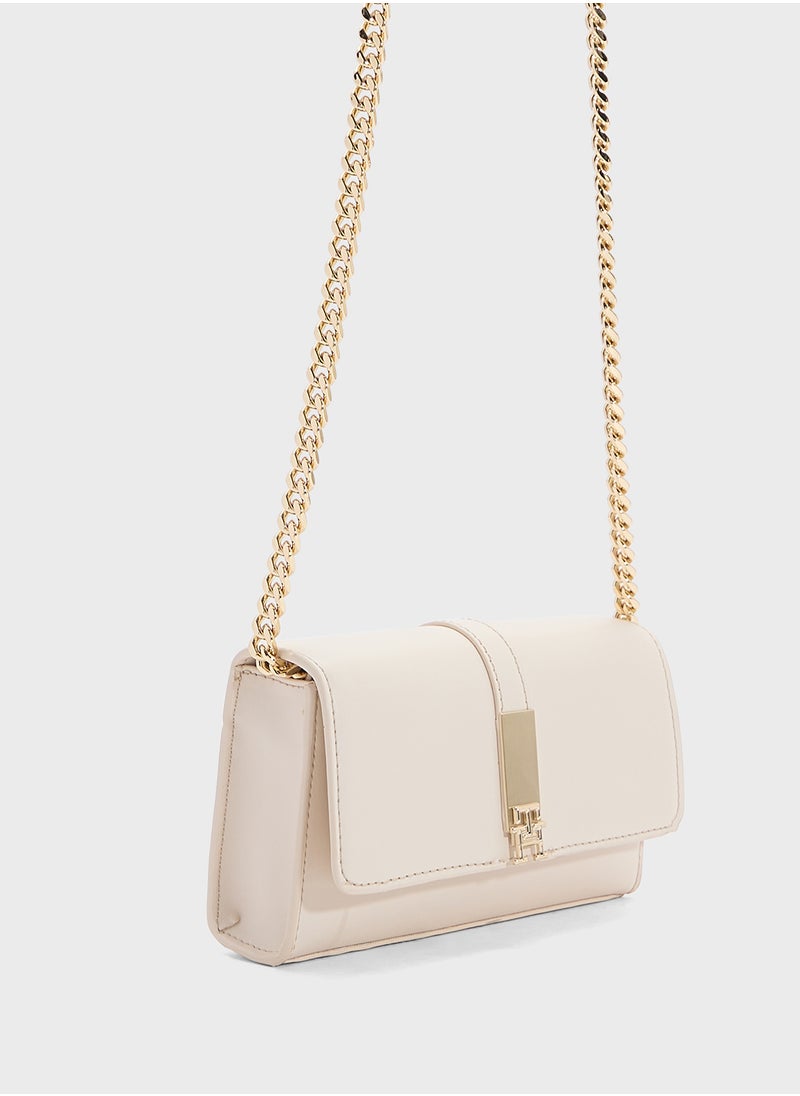 TOMMY HILFIGER HERITAGE MINI CROSSBODY BAG WITH CHAIN  - Image 3