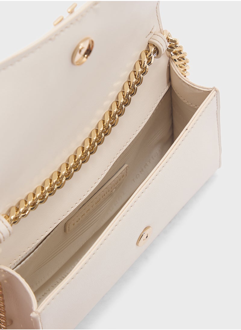 TOMMY HILFIGER HERITAGE MINI CROSSBODY BAG WITH CHAIN  - Image 5