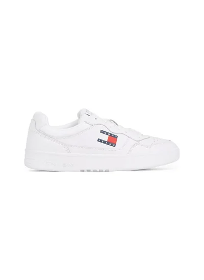 تومي جينز Essential Leather Low Trainers