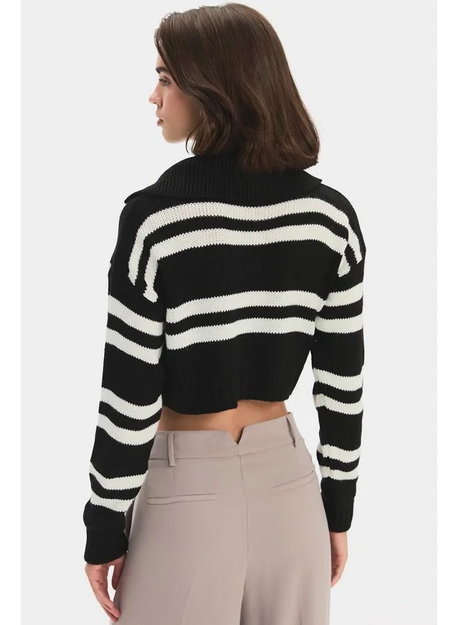 JUNE June Women Striped Collar Detailed Crop Sweater Black