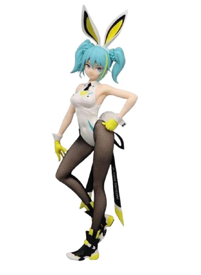 FURYU Corporation Hatsune Miku Bicute Bunnies Figure-Street ver.- - Image 1