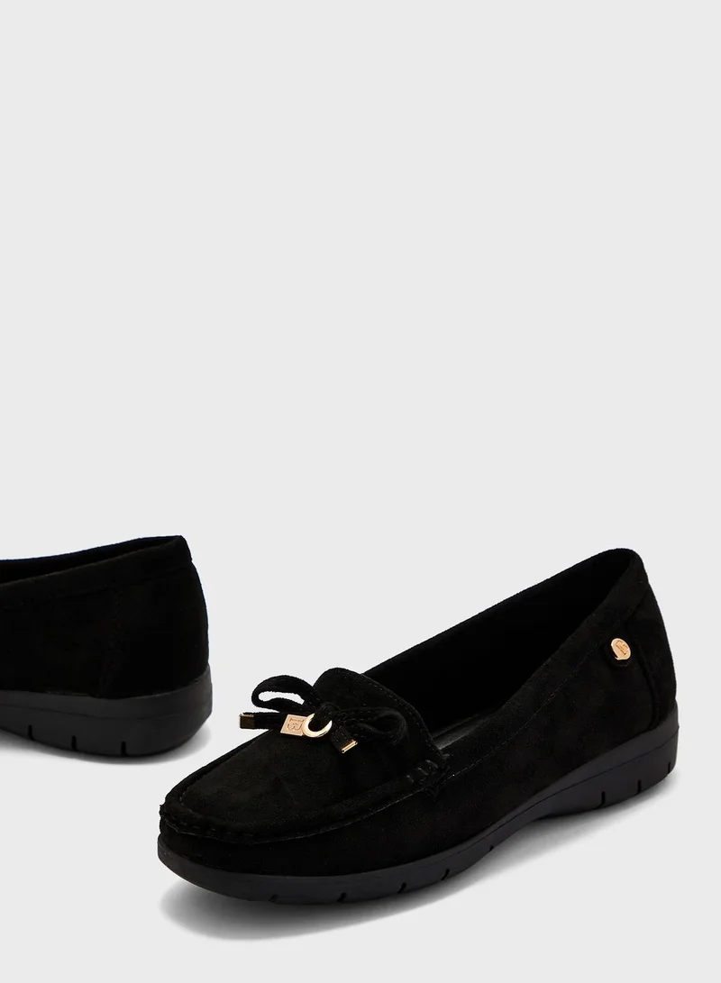 shoexpress Essential Flat Moccasins