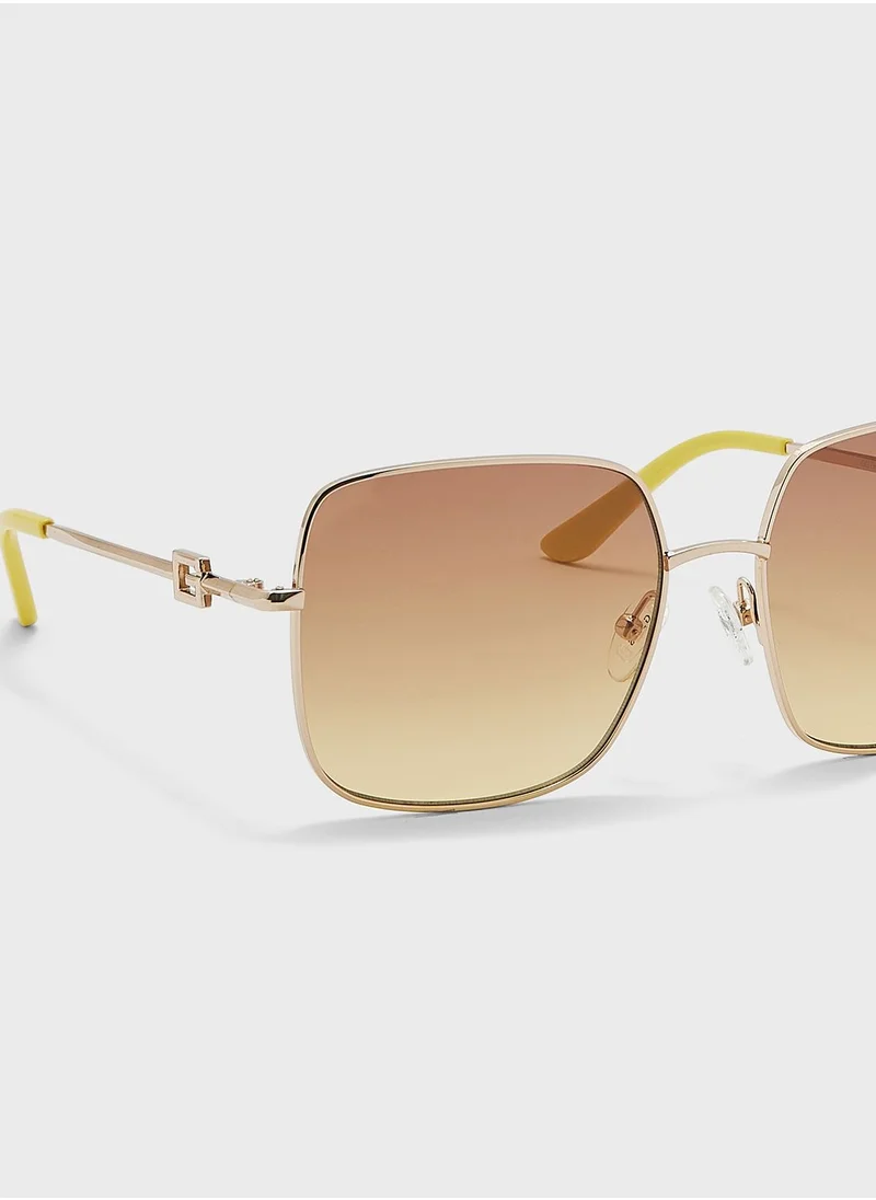 GUESS Square Cool Sunglasses