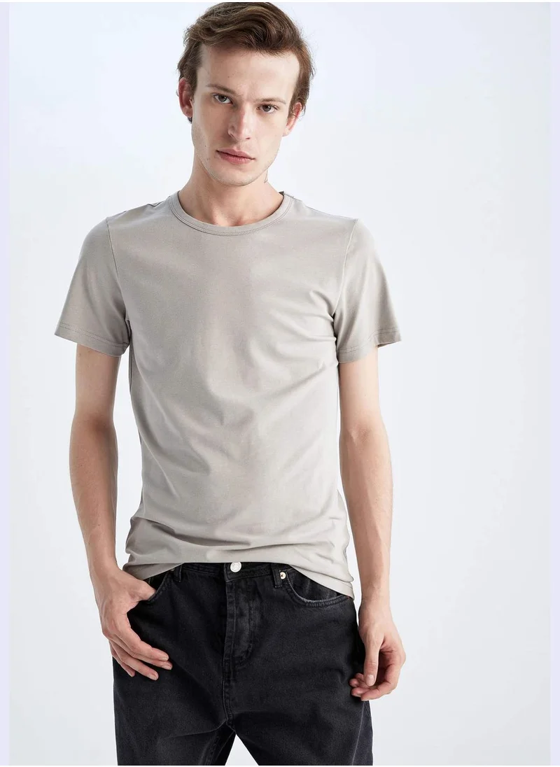 ديفاكتو Man Slim Fit Crew Neck Short Sleeve T-Shirt