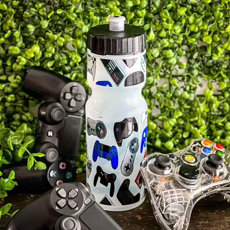 Kids Sports Squeeze Water Bottle 2 Pack - 22 oz. BPA Free Sport Bottle W/ Easy Open Push/Pull Cap - Durable Bottles Perfect for Boys & Girls  School & Sports - Made in USA (Video Games & Soccer)