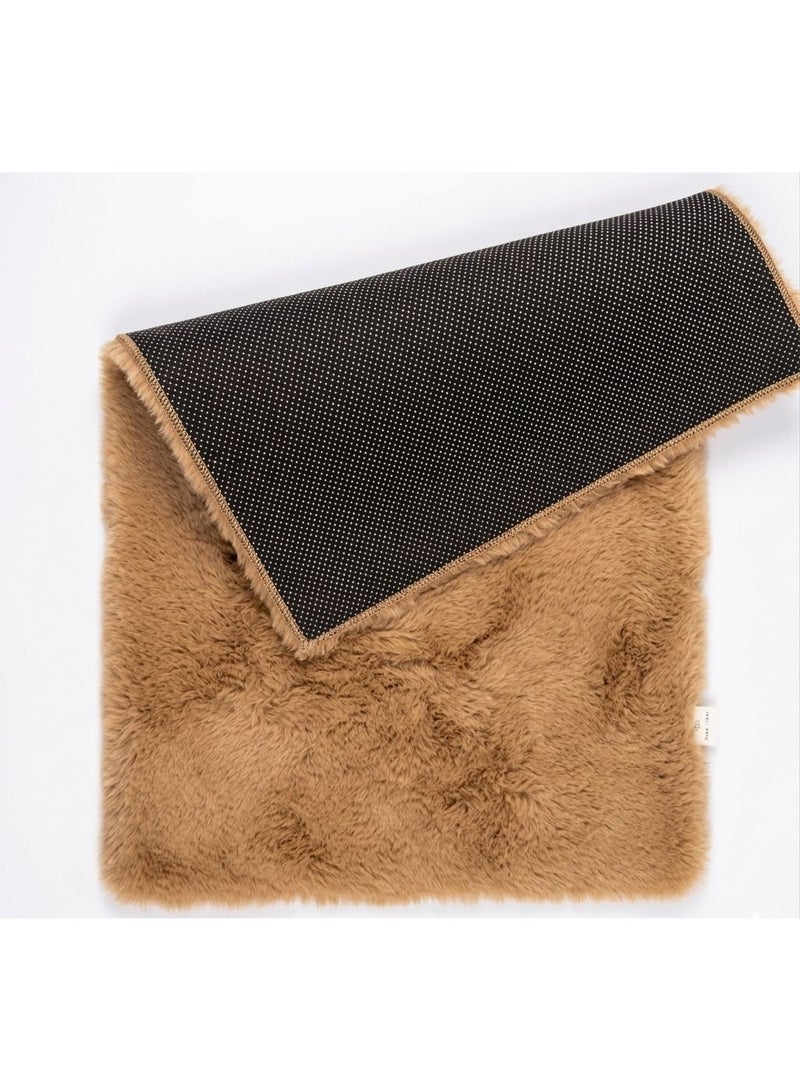 High‑quality fur small rug with a luxurious soft feel Made from ultra‑plush fibers for maximum comfort Non‑slip backing keeps the rug firmly in place Anti‑allergic material safe for sensitive skin Durable construction that stays fluffy and elegant Perfect for bedrooms, living rooms, and cozy corners - Image 3