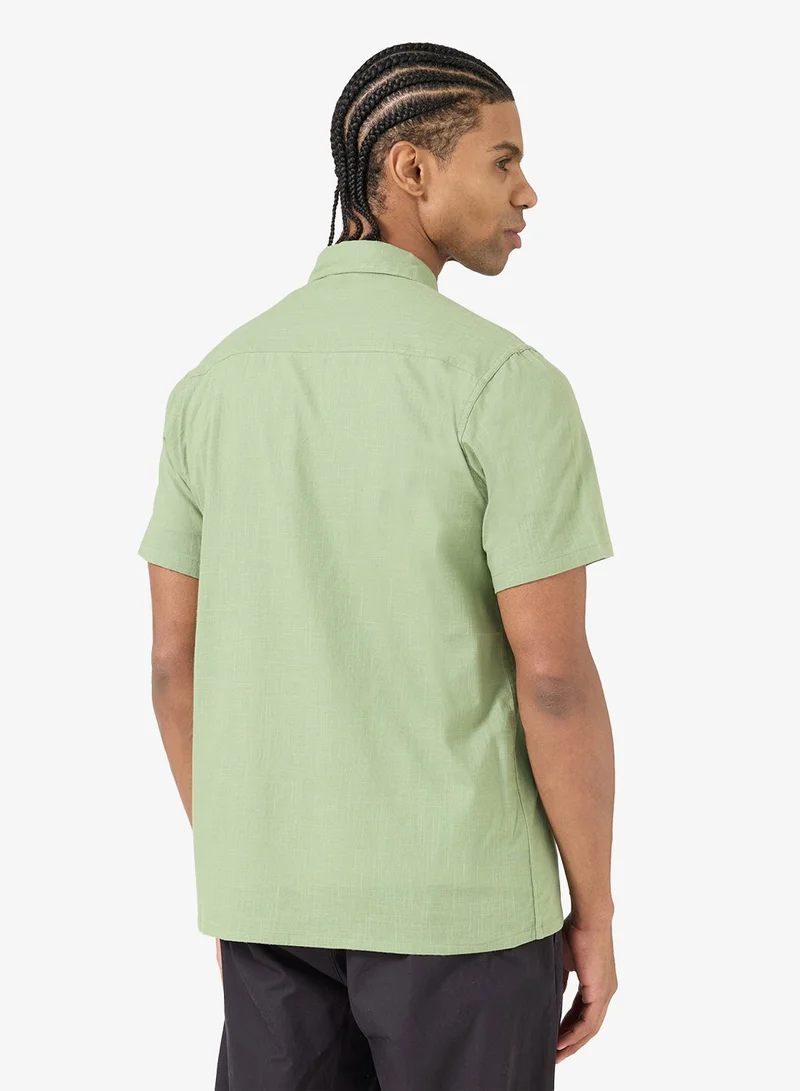 سفنتي فايف قميص كلاسيكي بقصة عادية