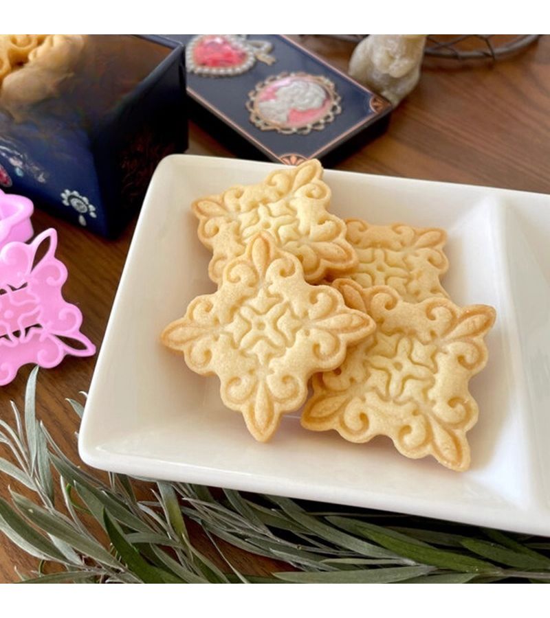 05 Color Classic Retro 3D Embossed Biscuit Mold Lace Heart Round Rectangle Cookie Cutter Baking Tool - Image 4