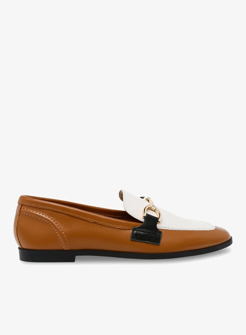 Carrine Tan Women's Sneakers