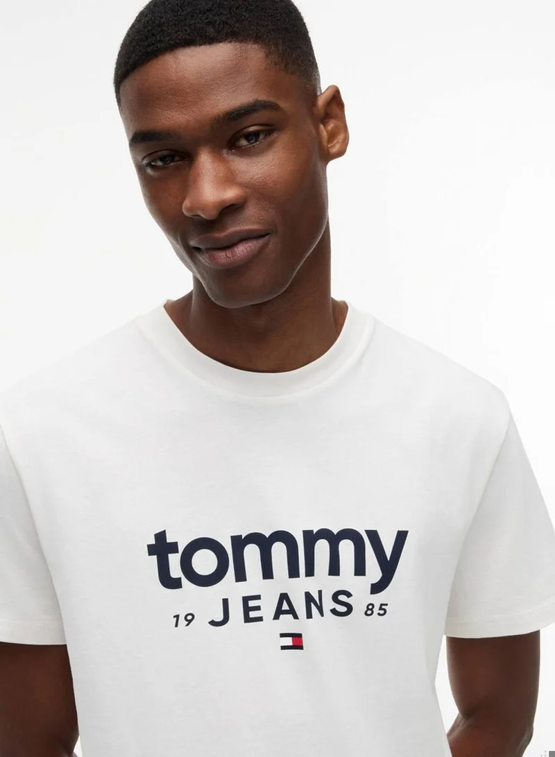 Tommy Jeans Tommy Jeans Logo Slim Fit T-Shirt