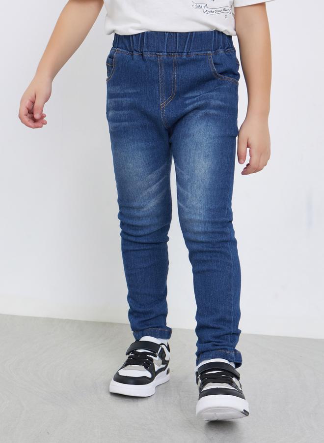 ستايلي جينز سادة بخصر مطاطي وقصة عادية - Image 1