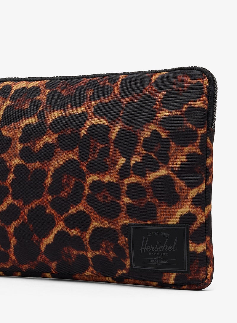 Herschel ANCHOR Animal Printed Laptop Sleeve, 15-16 inches - Image 4