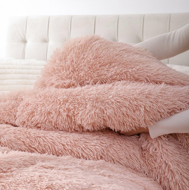 Smoofy Fluffy Queen Comforter Set, Faux Fur Pink Comforter Set Queen Size, Luxury Fuzzy Bedding Set, Soft Shaggy Bed Set Pink for All Season, 3 Pieces - 1 Comforter & 2 Pillowcases, Blush - Image 4