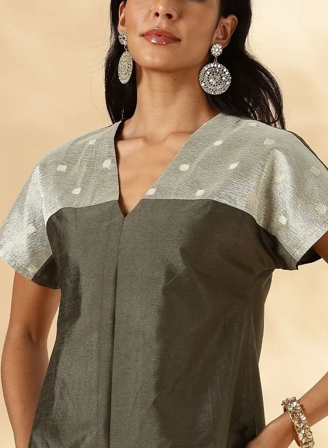 Abhishti Olive Drop-Shoulder Kurta with Contrast Tissue Yoke