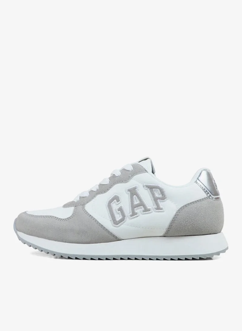 GAP Women Nashville Arch Logo Lace-Up Sneakers