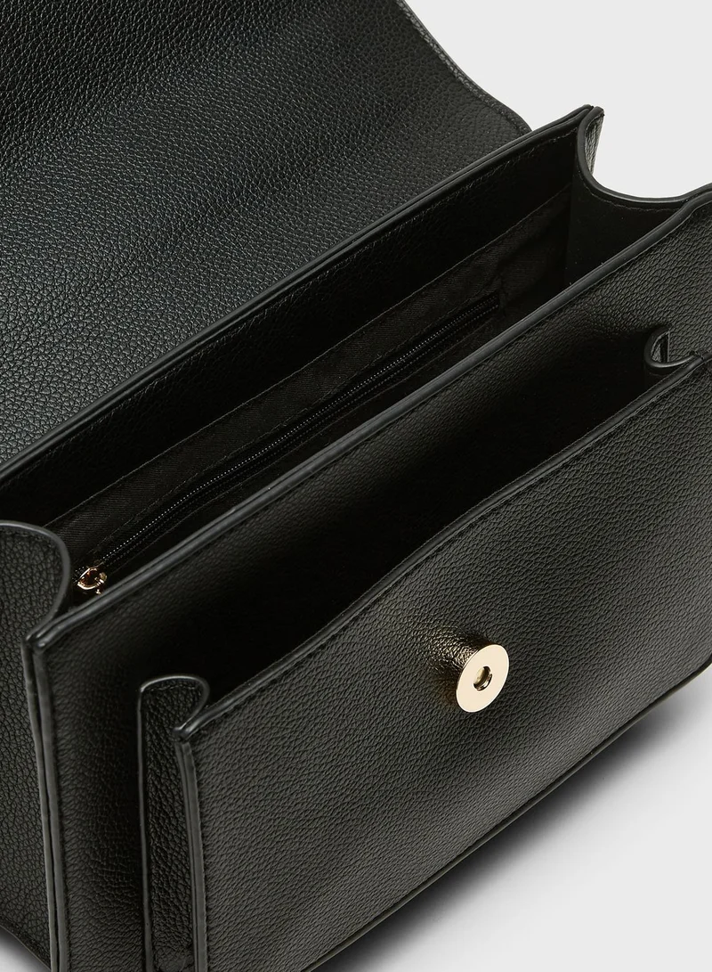شو اكسبرس Flap Over Crossbody