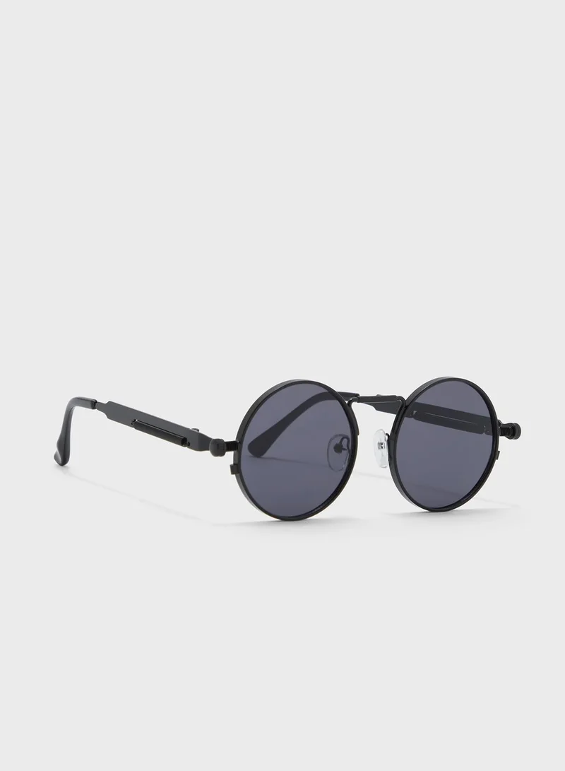 Seventy Five Casual Round Sunglasses