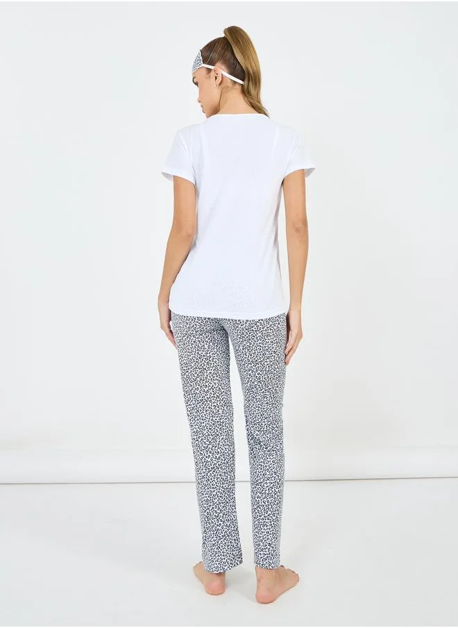 Styli Leopard Love Print T-Shirt & Pyjama Set
